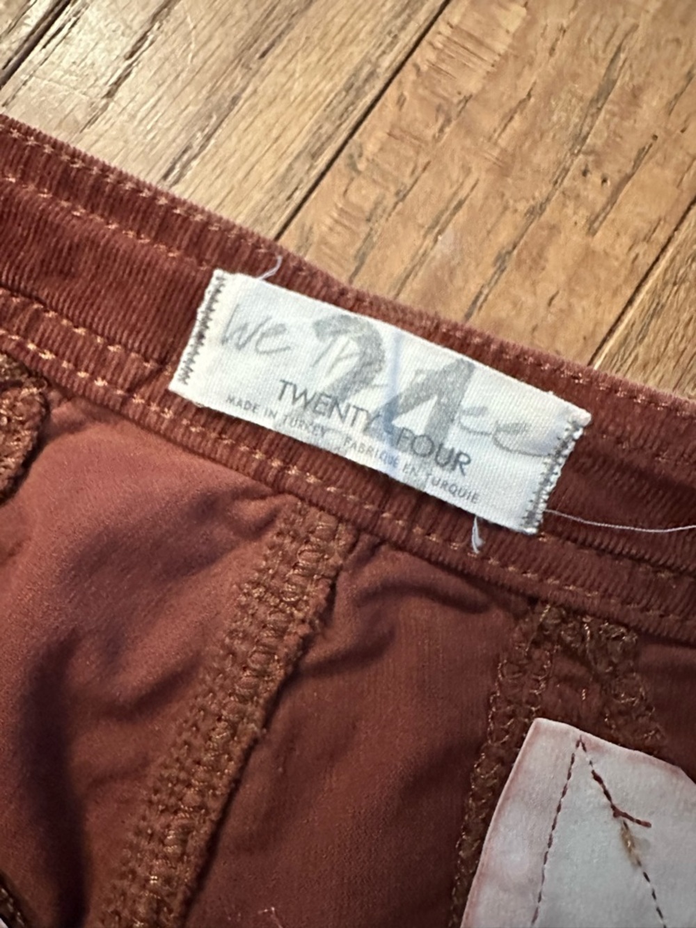 Free People Firecracker Flare Corduroy Jeans “Broke Button” needs repaired - Picture 11 of 13